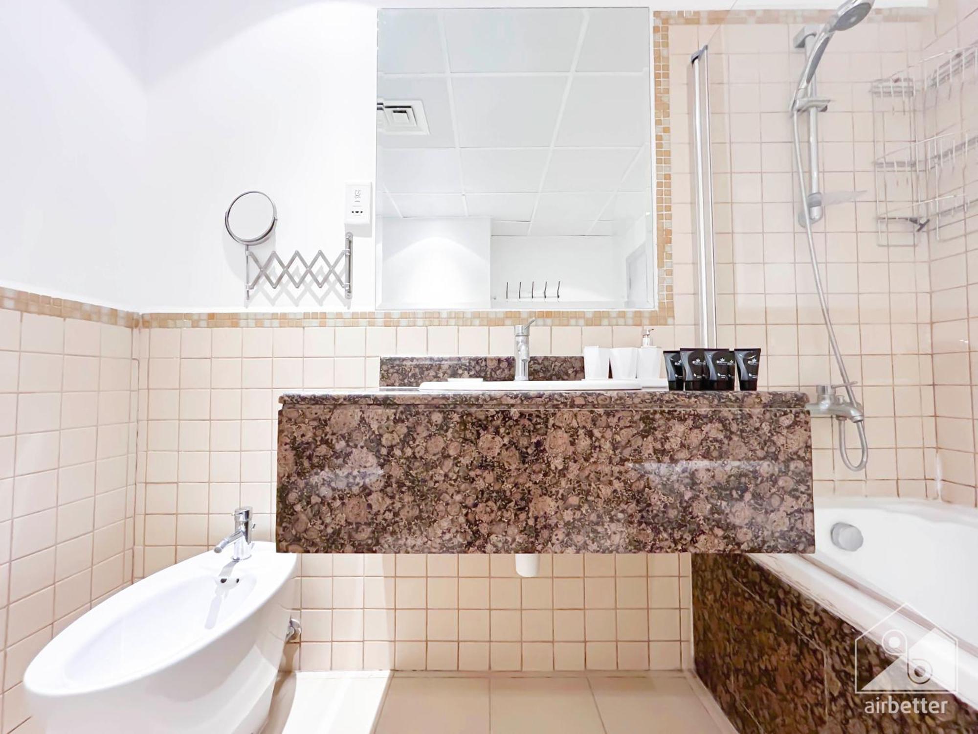 Luxurious 3b- Maid With Breathtaking Views In Jbr * دبي